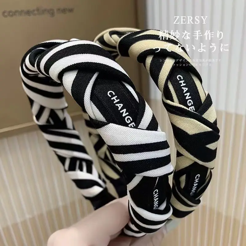 Chiang Brand Zebra Striped Headband Pressing Card - Image 6