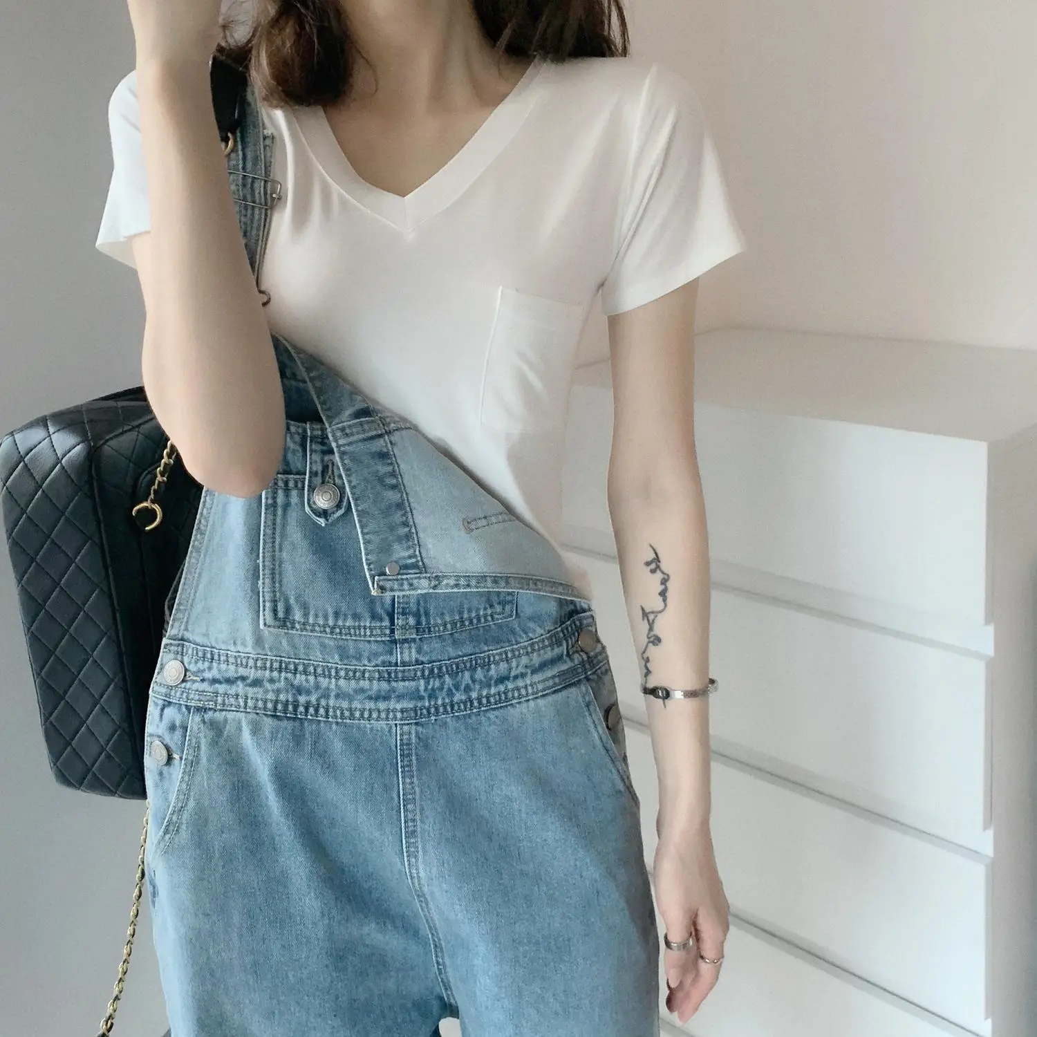 Women White V Neck Modal T-Shirt Summer Loose Slimming — feature 13