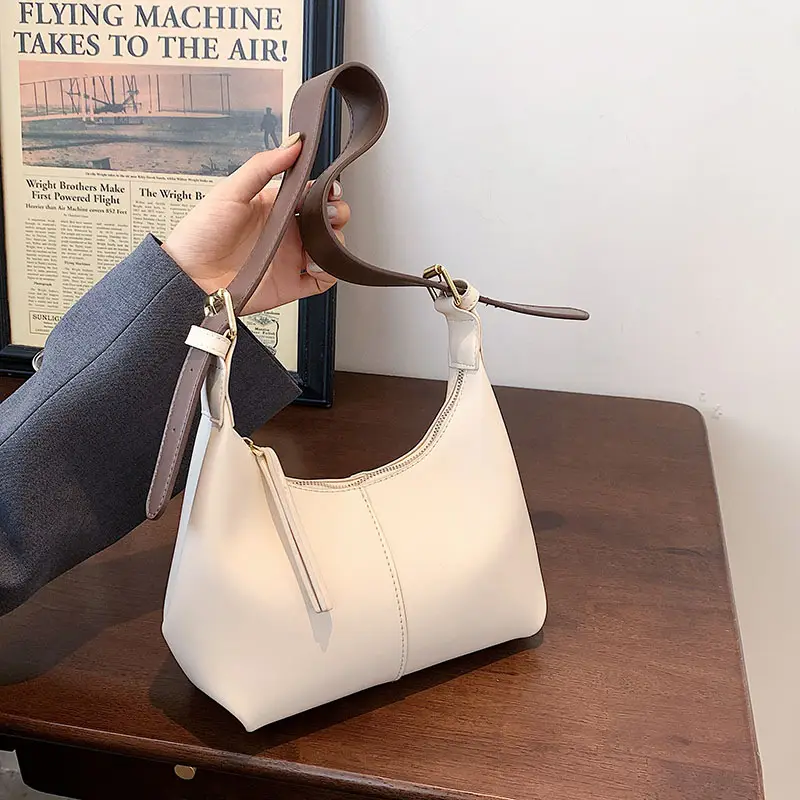Black Textured Shoulder Bag for Women 2022 - Image 4