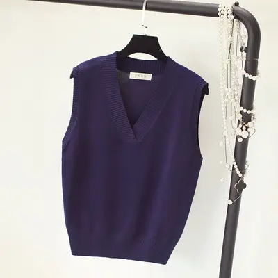 V-Neck Knitted Sleeveless Vest for Women Plus Size - Image 5