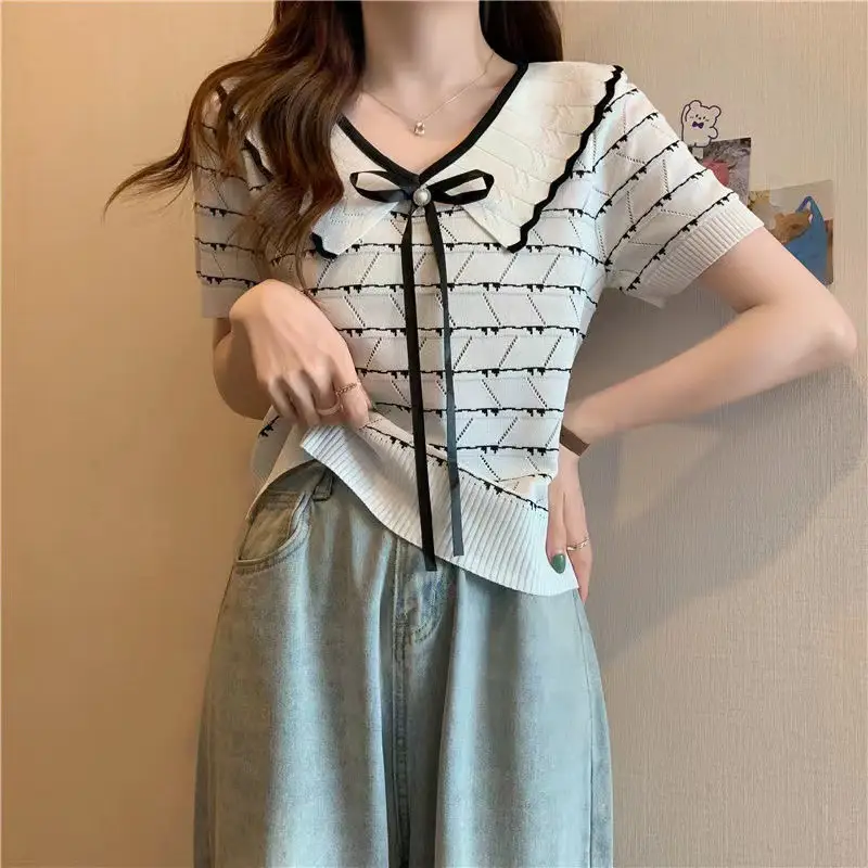 Women Bow Collar Sweater Short Sleeve Black White - Image 2