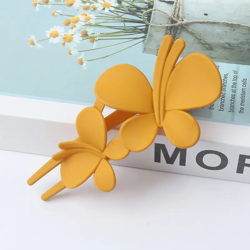 New Large Frosted Butterfly Clip for Women - Image 4