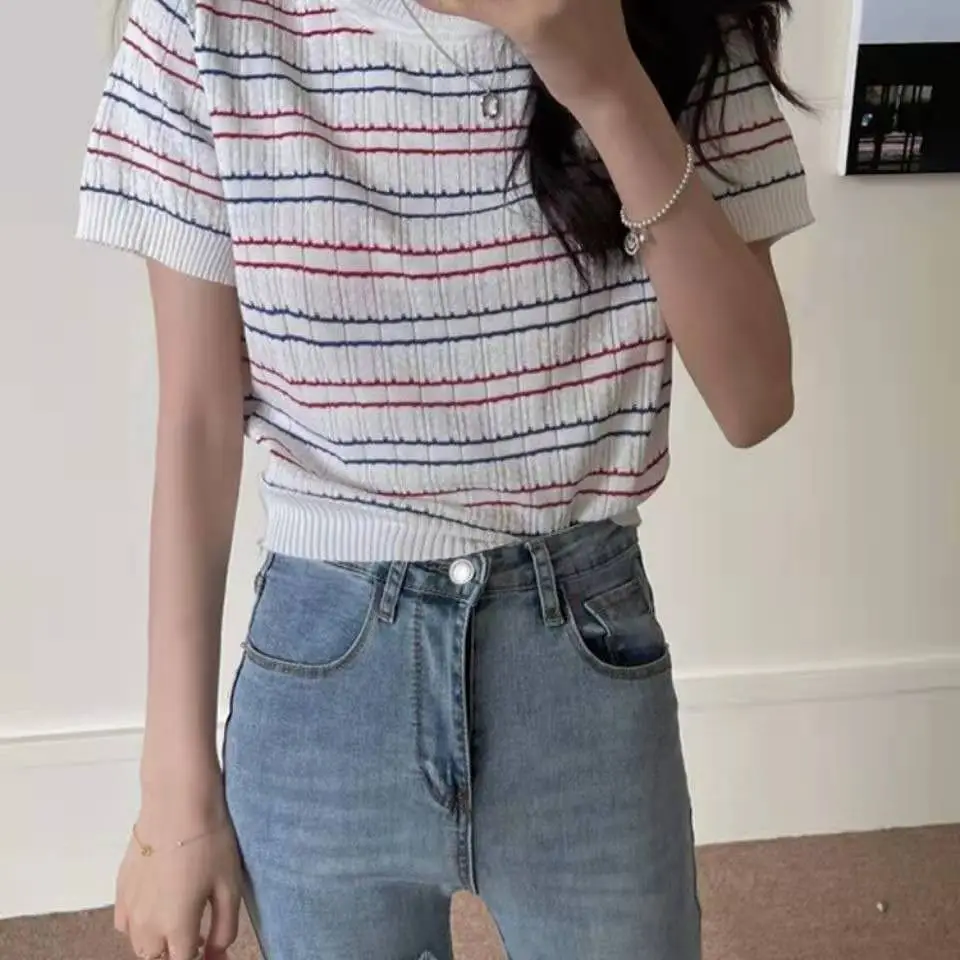 2025 Women Knitted Striped T-Shirt Short Sleeve Elegant Casual — feature 5