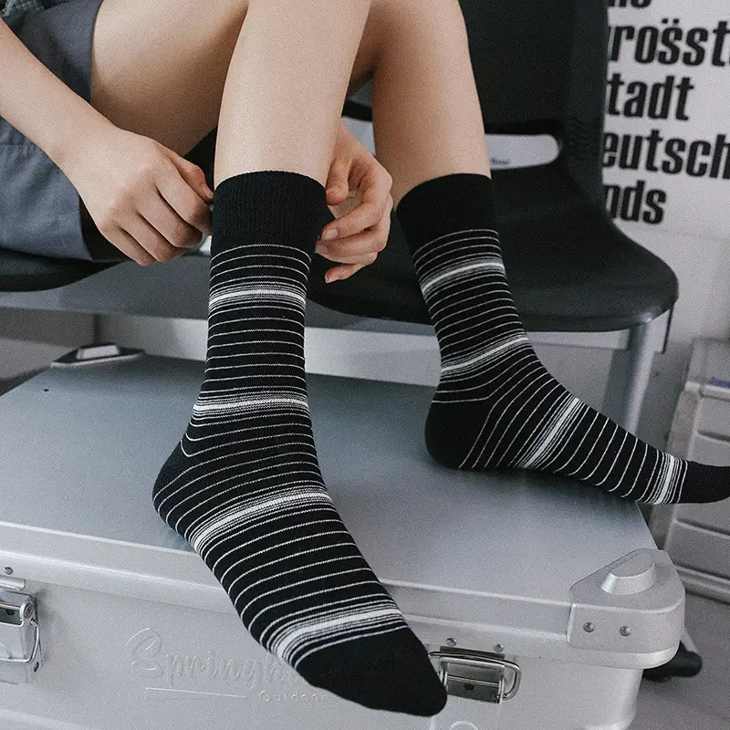 AMUSIVE Japanese Style Stockings for Children Ins Retro Niche Slimming Middle Tube Colorful Sports Male Irregular Stripes