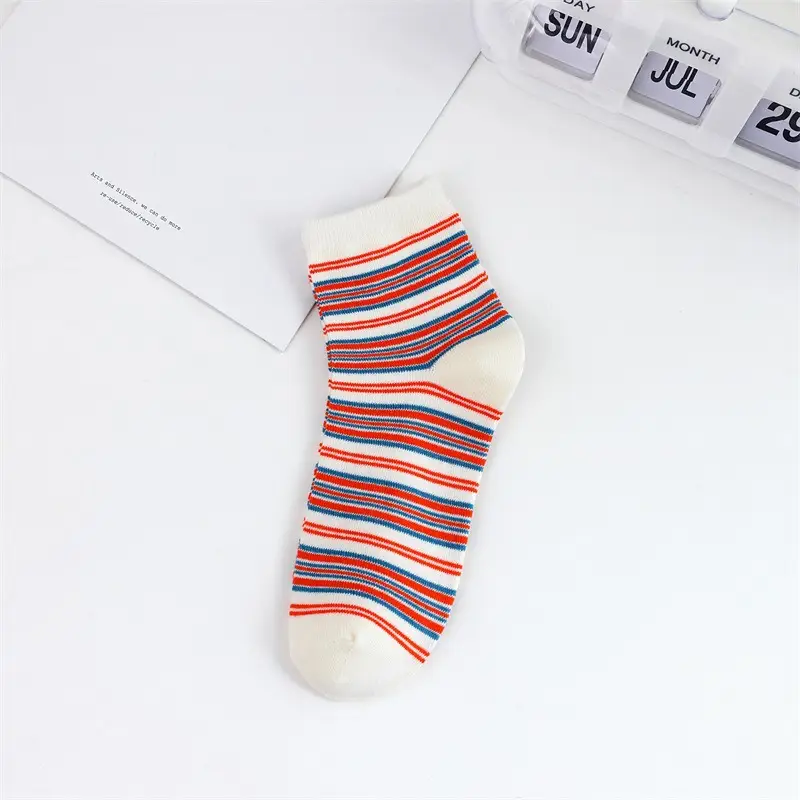 AMUSIVE Japanese Style Stockings for Children Ins Retro Niche Slimming Middle Tube Colorful Sports Male Irregular Stripes