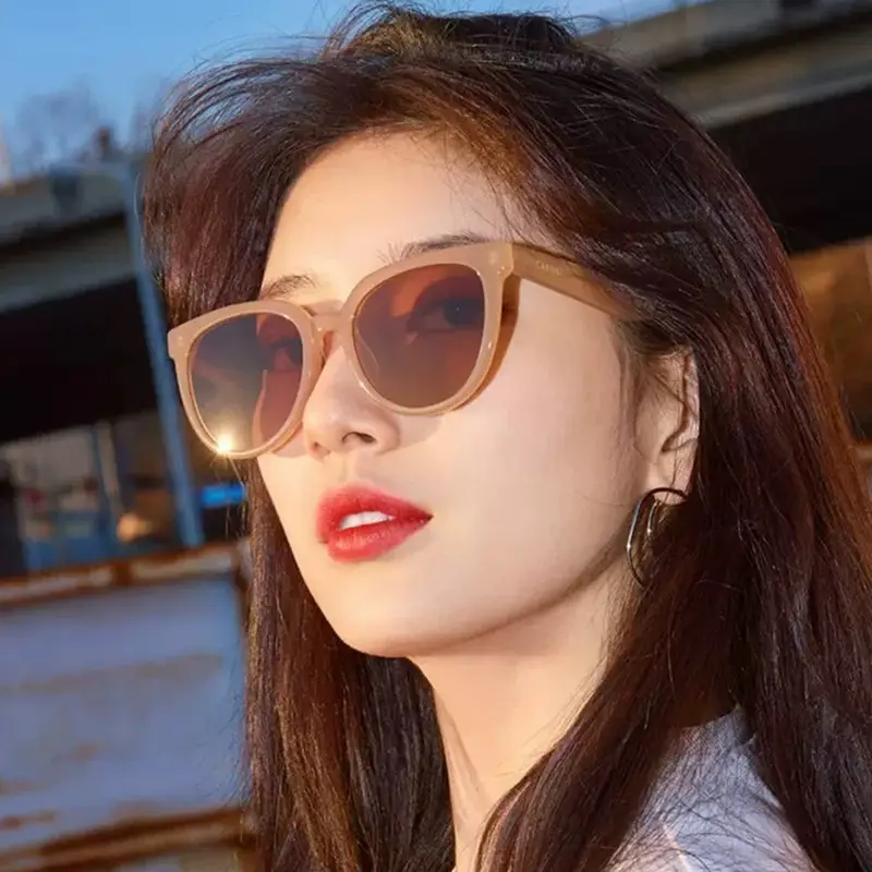 Women Anti-UV Sunglasses Large Frame 22mm - Image 60