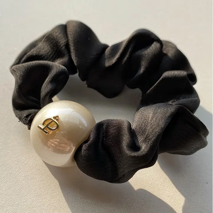 2025 Korean Style Black Pearl Hair Scrunchie with Crown - Image 4