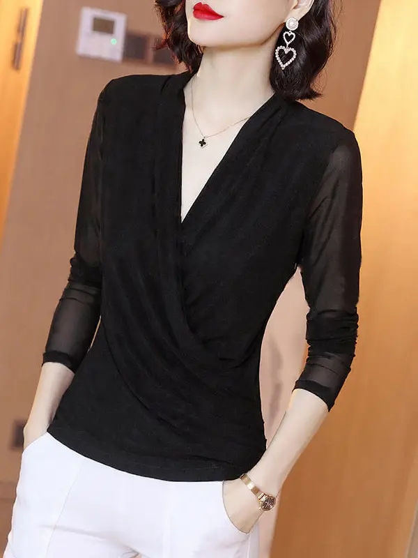 Black Lace V-Neck Top for Women 2023 - Image 8