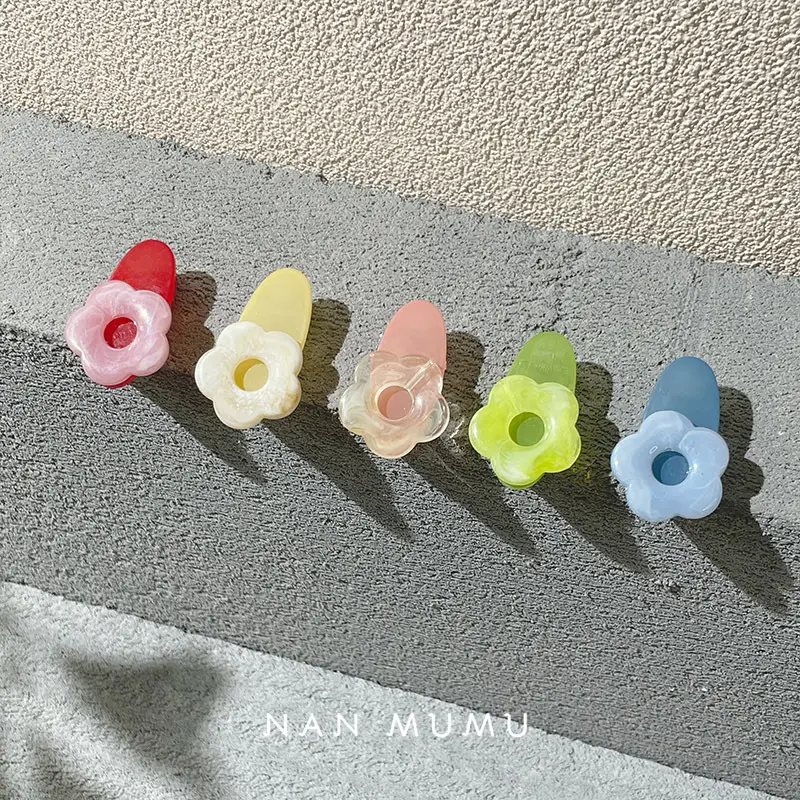 Same Flower Small Hairpin for Girls in Jelly Color