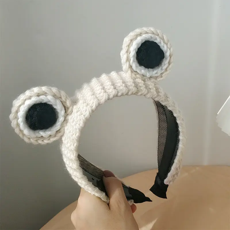 Cute Wool Knitted Frog Headband for Women - Image 3