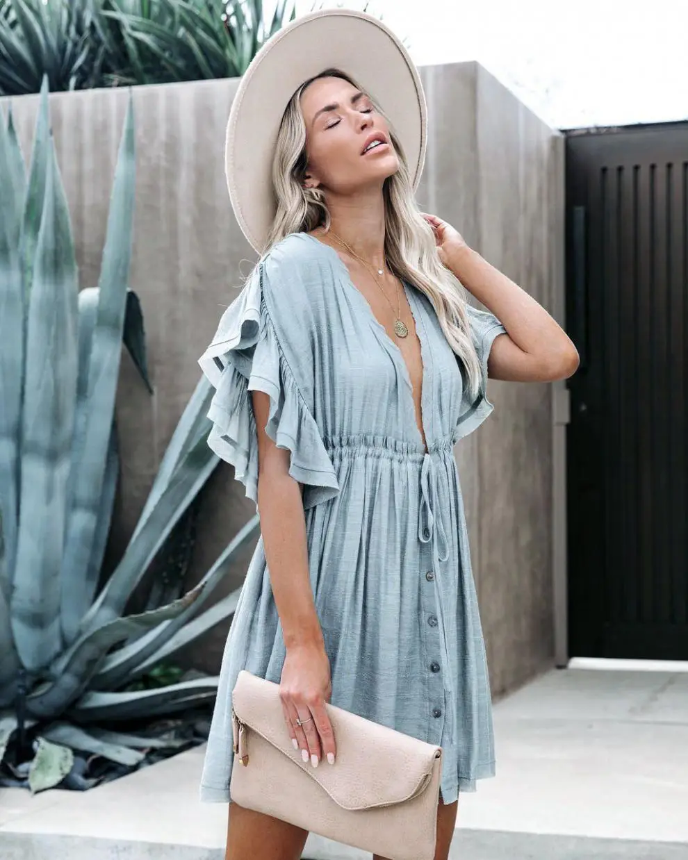 White Backless Dress with Belt for Summer — feature 27