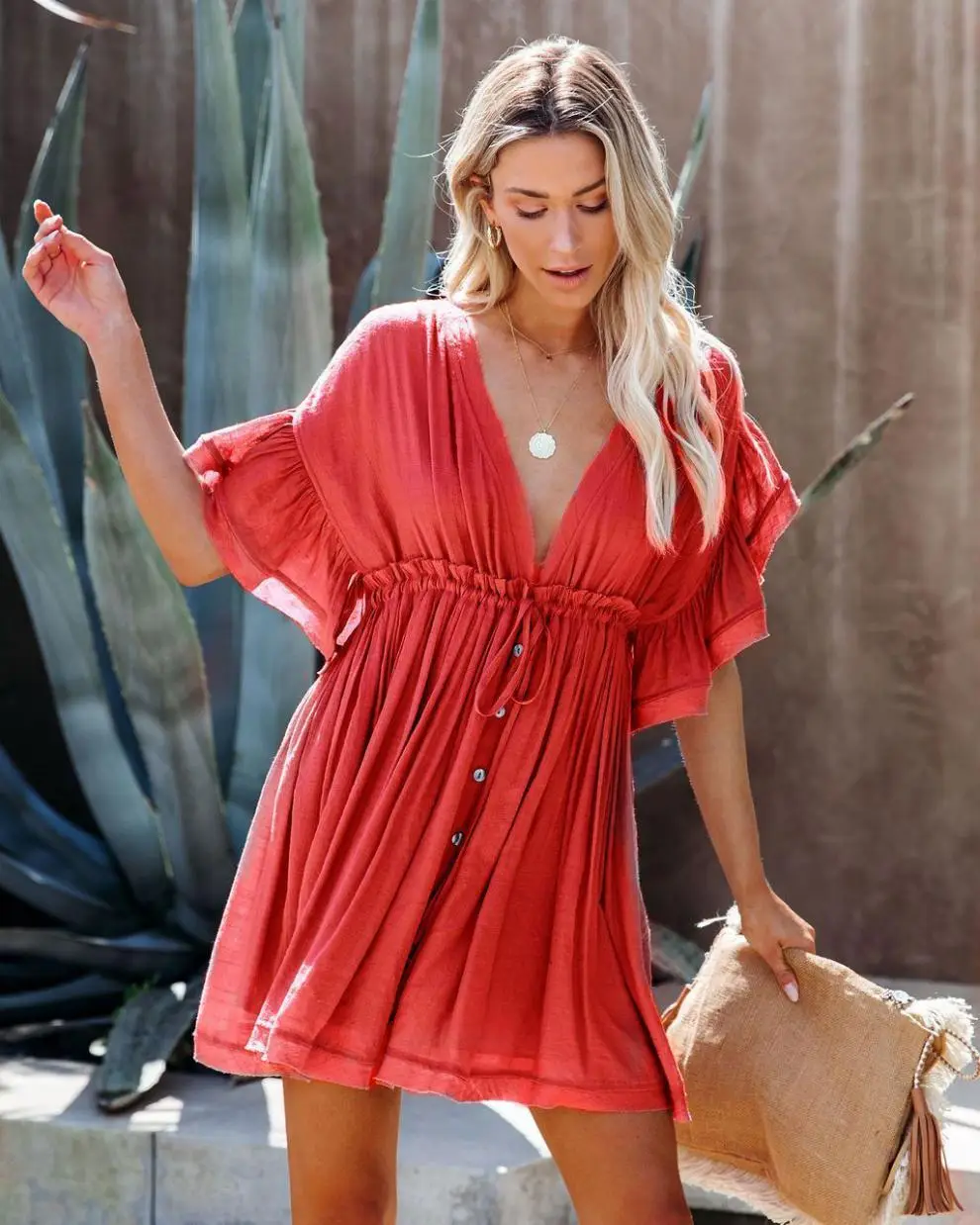 White Backless Dress with Belt for Summer — feature 33