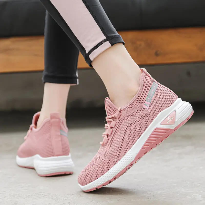 Women's Pink Mesh Running Shoes 2024