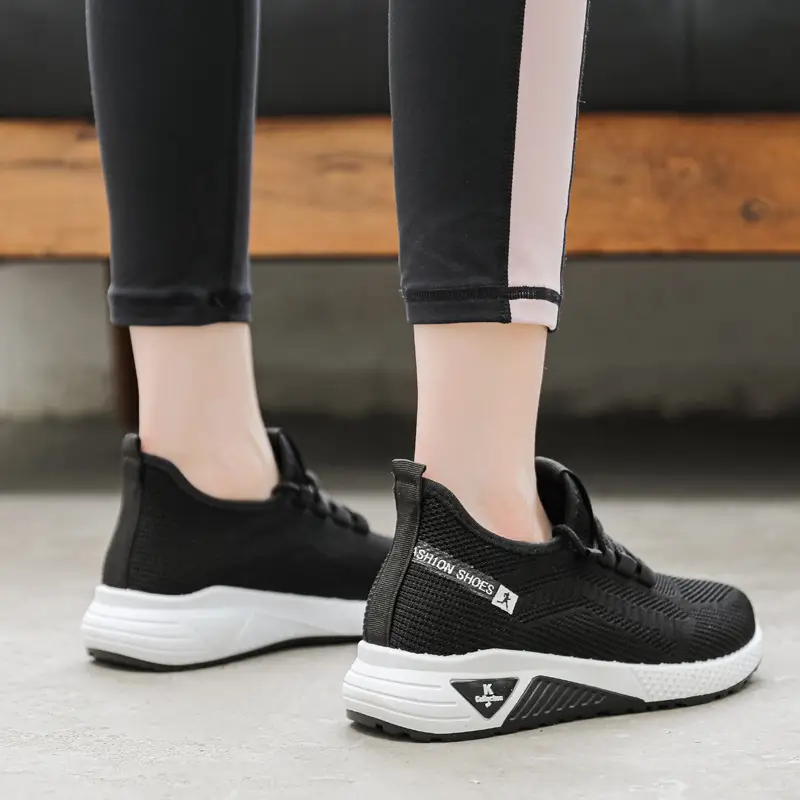 Women's Pink Mesh Running Shoes 2024
