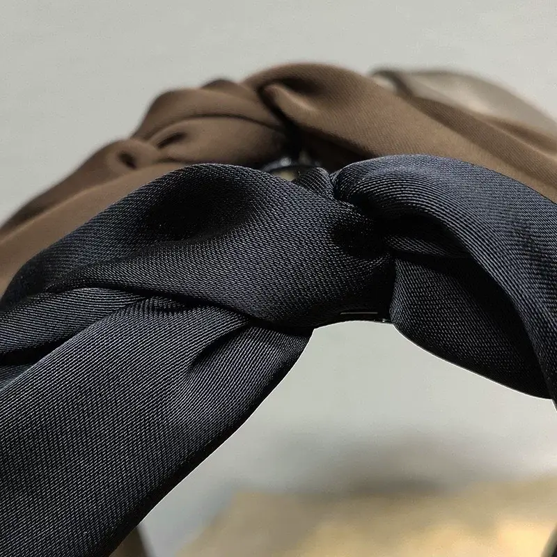 Satin Gloss Twisted Cross Knot Headband Women's Elegant All-match Retro Headwear for Summer — feature 22