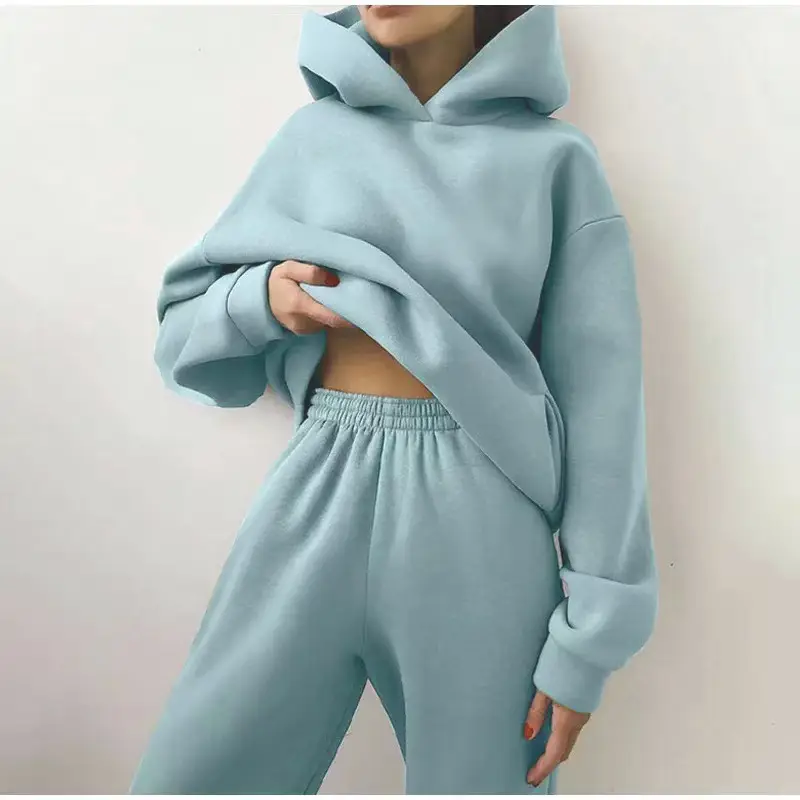 White Hooded Sweatshirt & Trousers Set for Women - Image 14