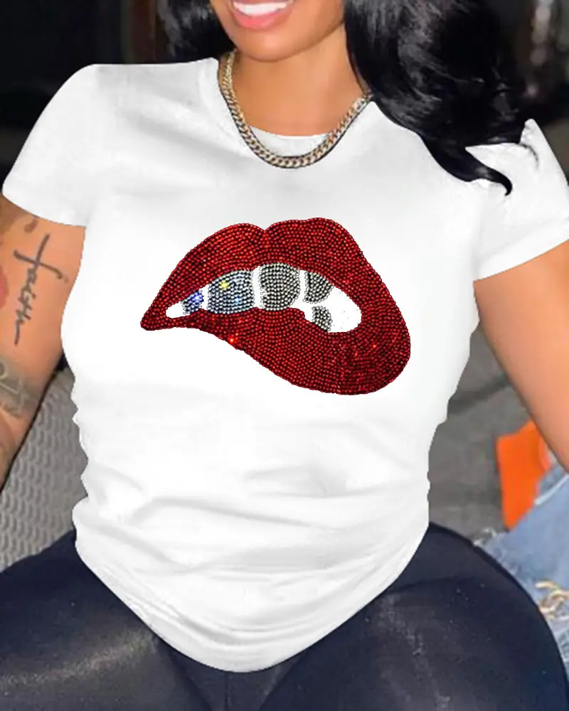 Black Glitter Lip Print T-Shirt for Women - Image 2