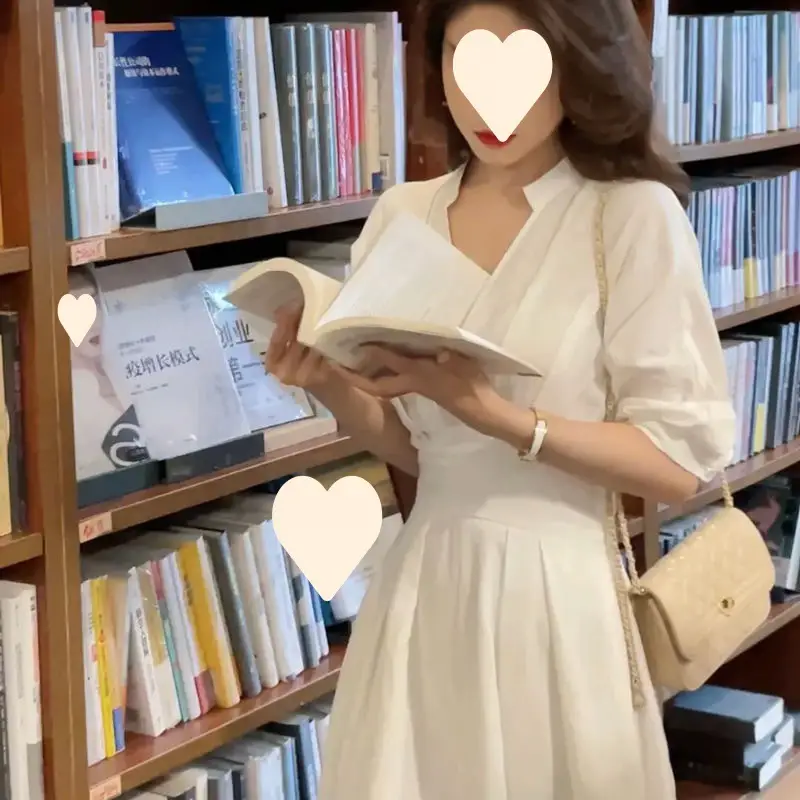 Women's White V-Neck Slimming Mid-Length Dress