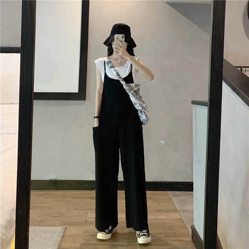 Women's Black Wide Leg Pants with White Top & Bucket Hat - Image 5