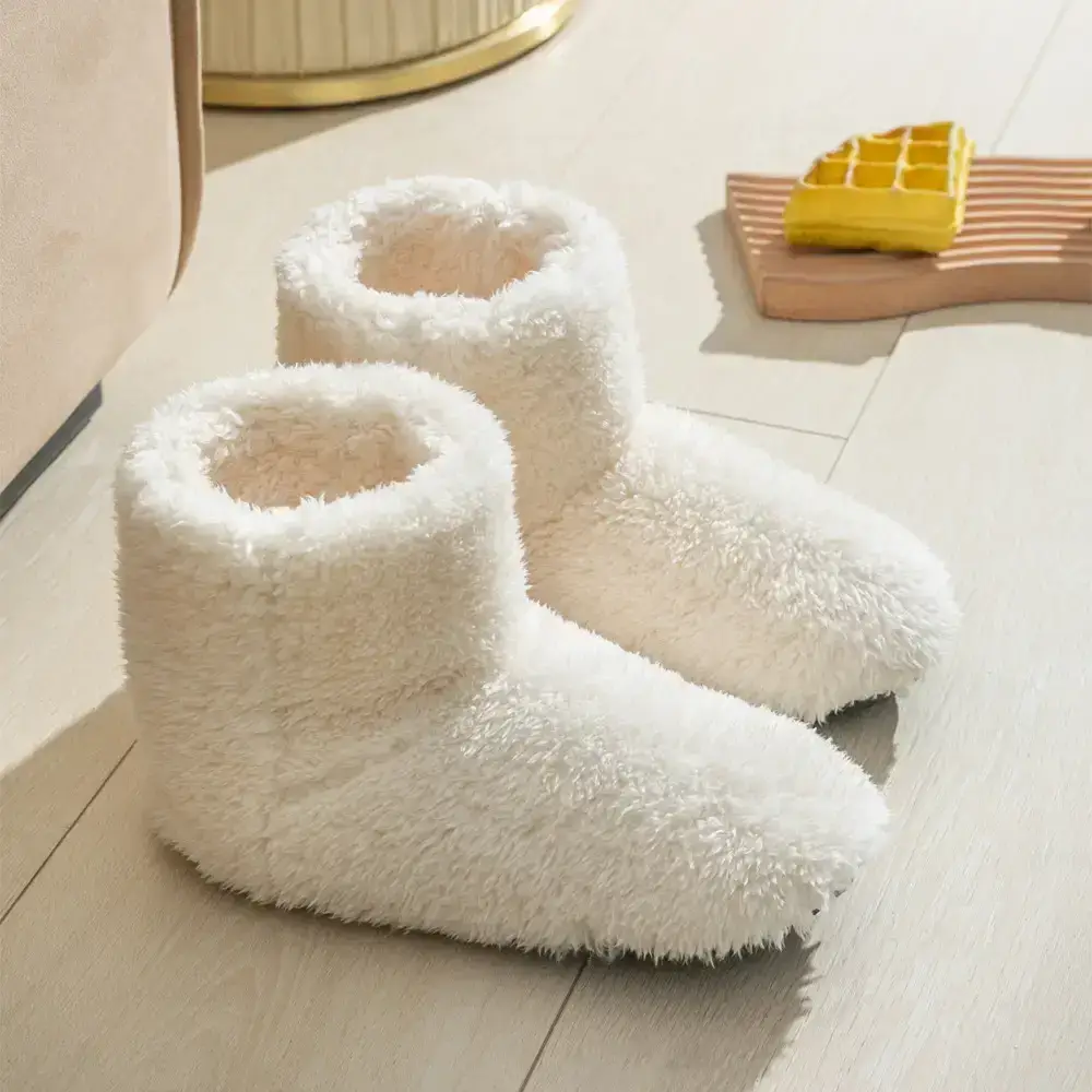 Amazon Hot Selling Slippers Hot Winter Couple's Home Indoor Couple's Moon Shoes Cotton Slippers Women's Black Sole - Image 2