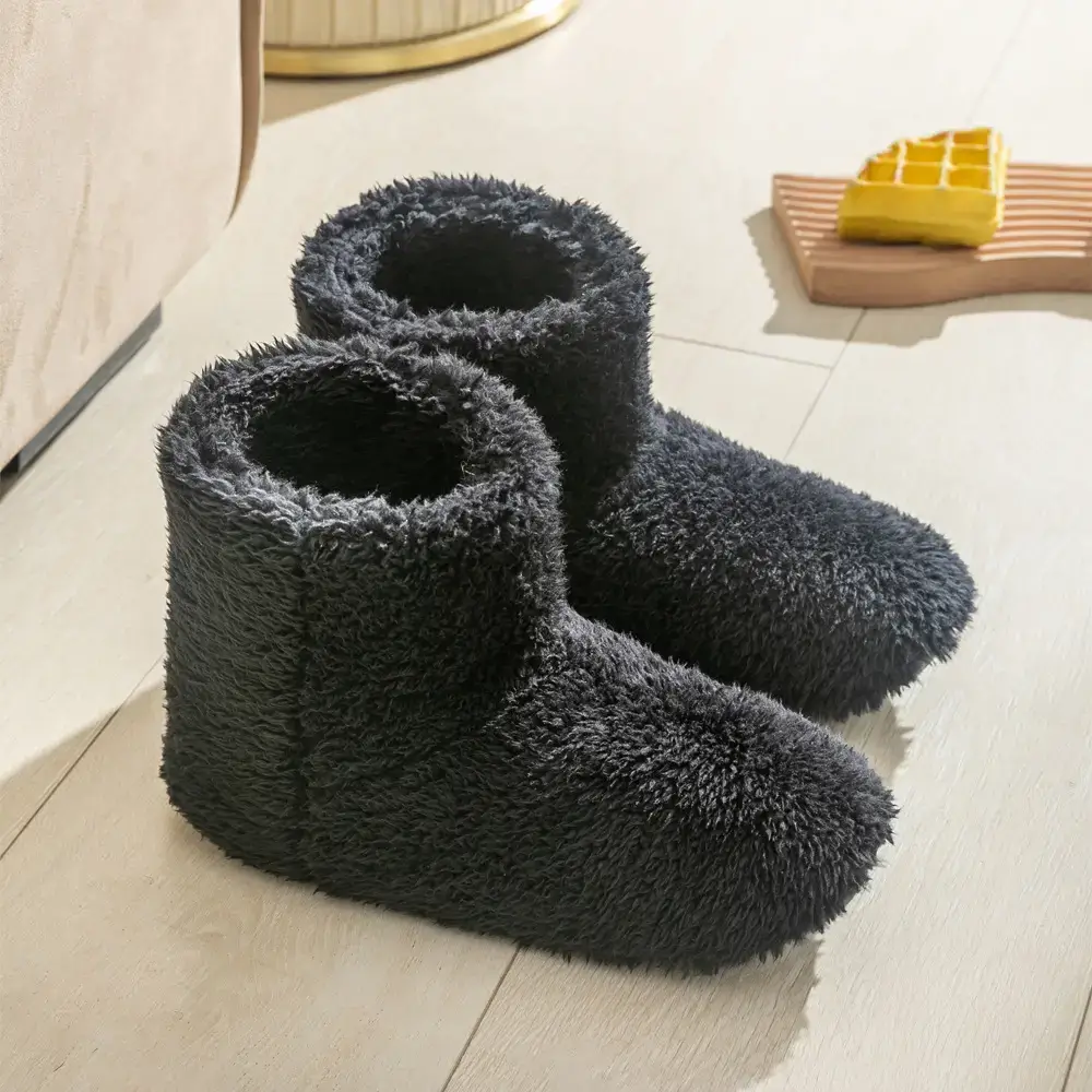 Amazon Hot Selling Slippers Hot Winter Couple's Home Indoor Couple's Moon Shoes Cotton Slippers Women's Black Sole - Image 4