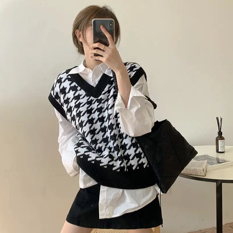 Houndstooth Knit Vest Women Autumn Wear Black White - Image 5