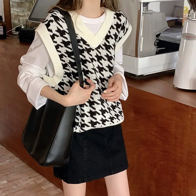 Houndstooth Knit Vest Women Autumn Wear Black White - Image 6