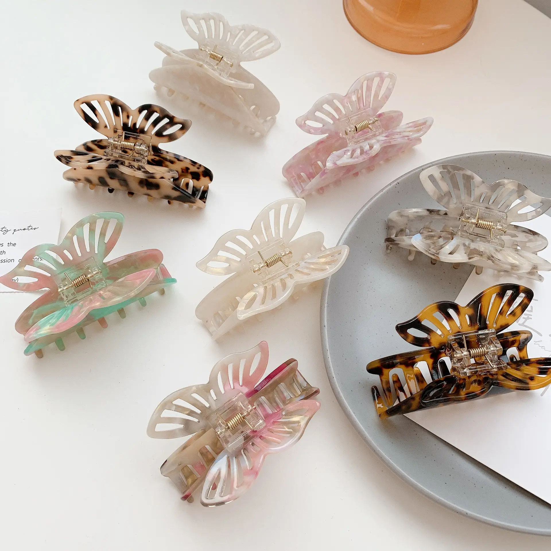 Creative Butterfly Hair Clip with Sweet Gradient Floral Design - Image 5