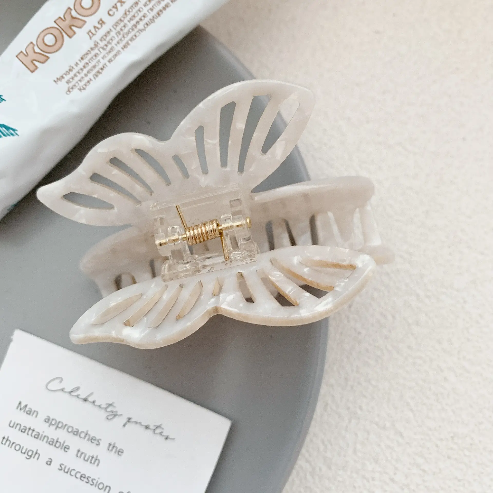 Creative Butterfly Hair Clip with Sweet Gradient Floral Design - Image 3