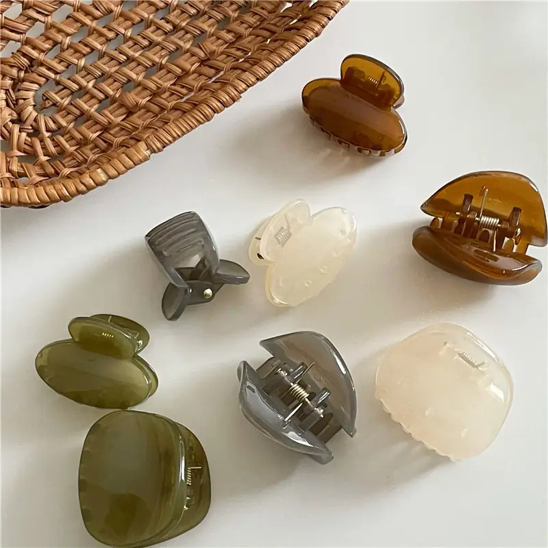 Green Transparent Triangle Hair Grab Clip for Kids — feature 16