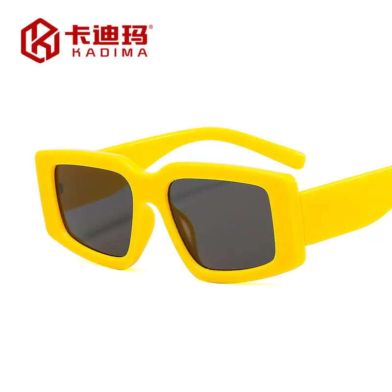 Modern Black Sunglasses with Gradient Lens 2022 - Image 9