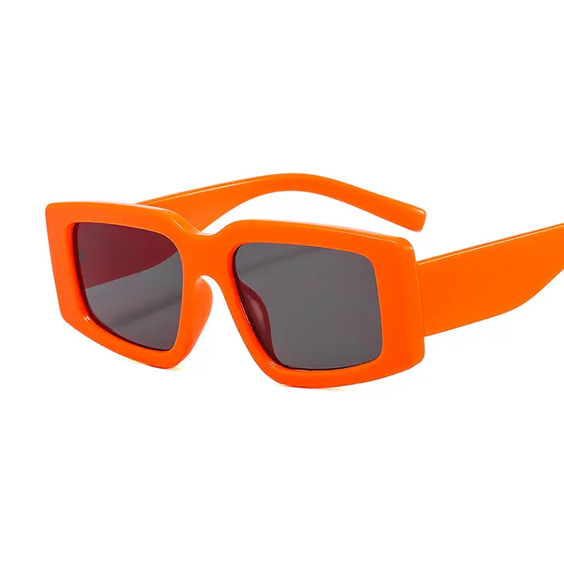Modern Black Sunglasses with Gradient Lens 2022 - Image 10