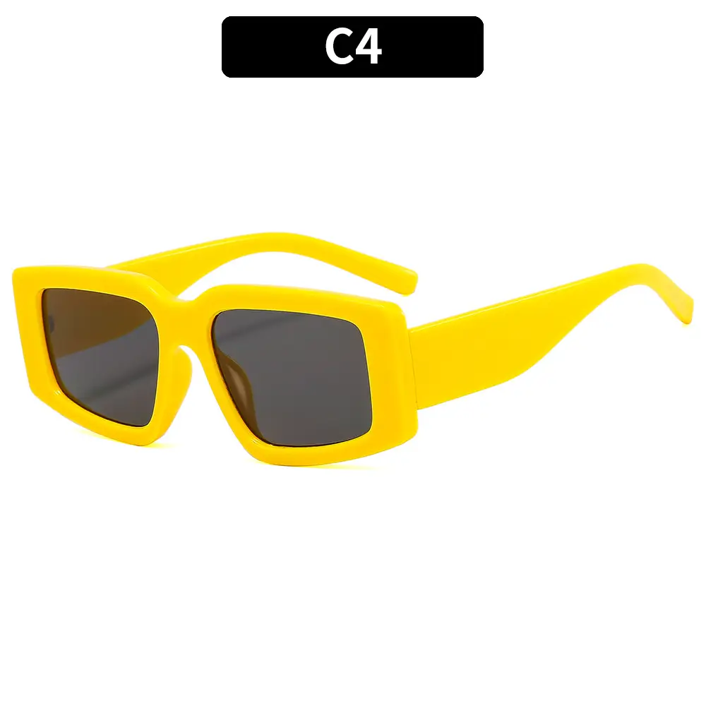 Modern Black Sunglasses with Gradient Lens 2022 - Image 3