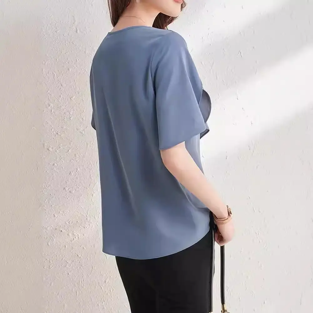 2023 Summer Loose Chiffon Bell Sleeve Top for Plus Size - Image 2