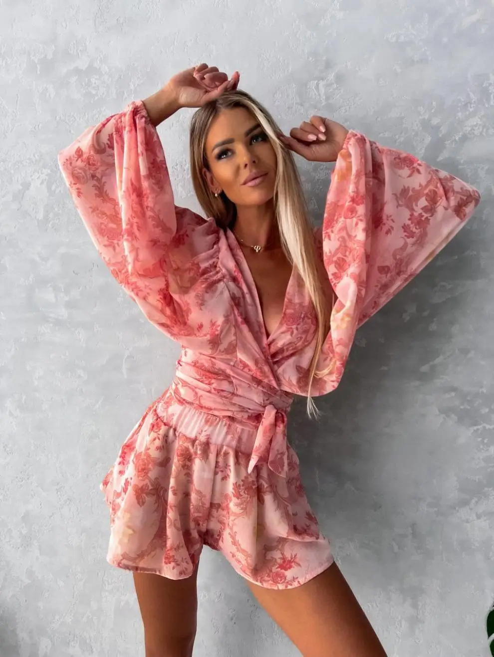 2023 New Rainforest Bell Sleeve Shorts Jumpsuit — feature 12