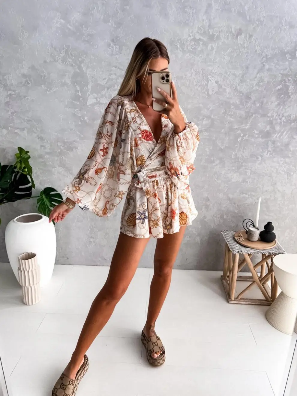 2023 New Rainforest Bell Sleeve Shorts Jumpsuit — feature 9