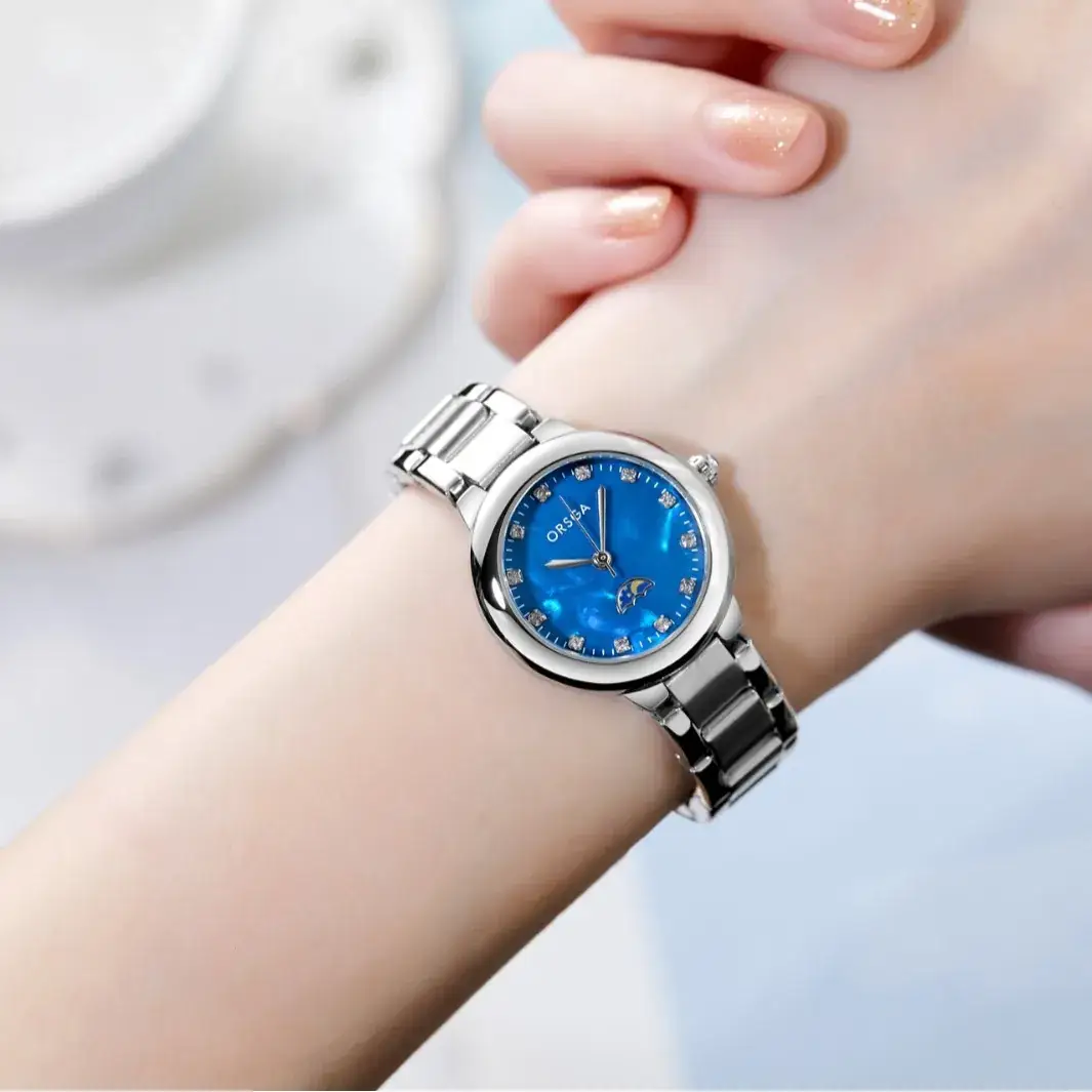 Women's Korean Diamond Watch Blue Dial Quartz Bracelet - Image 5