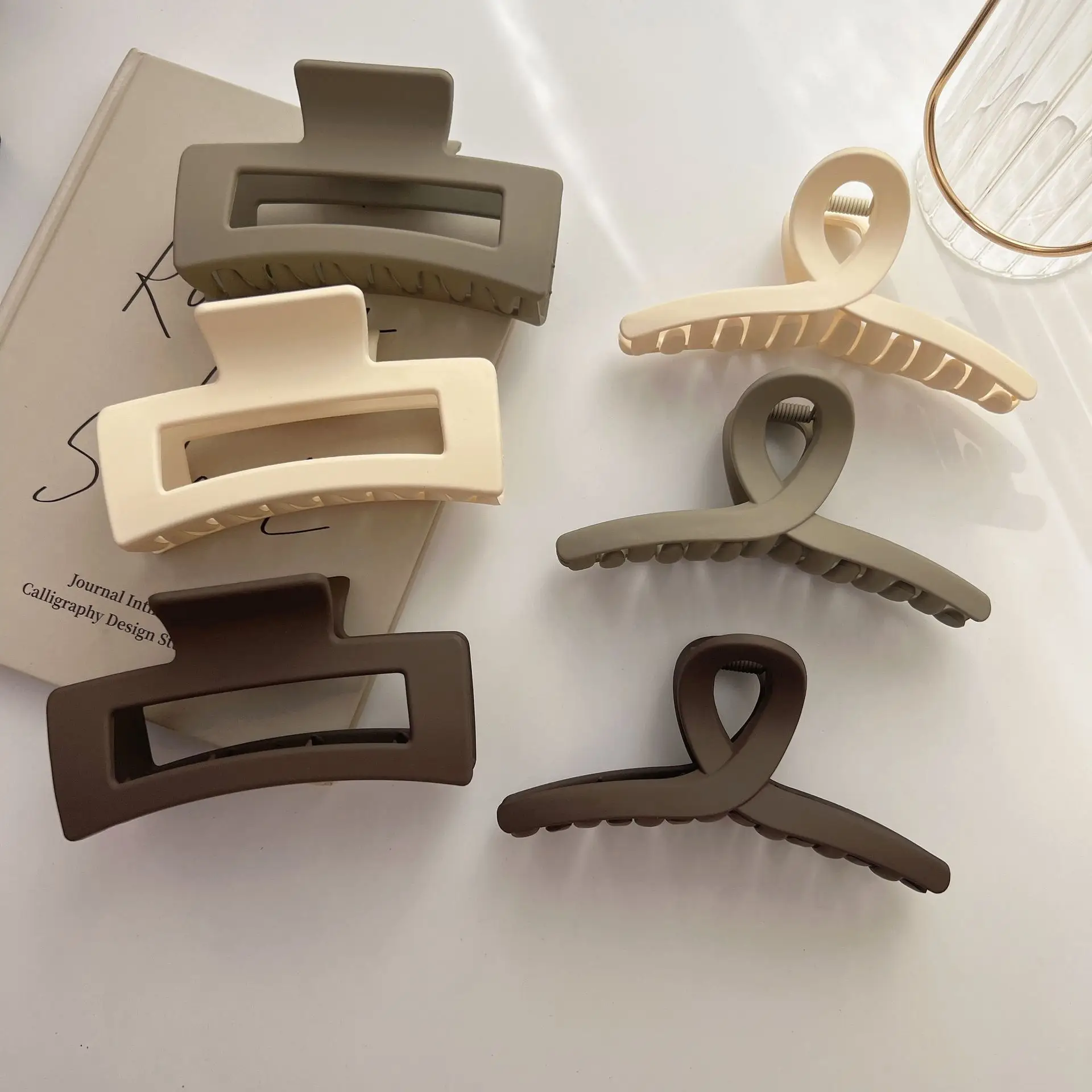 Women's Large Hair Clips 2022 New Shark Clip - Image 7