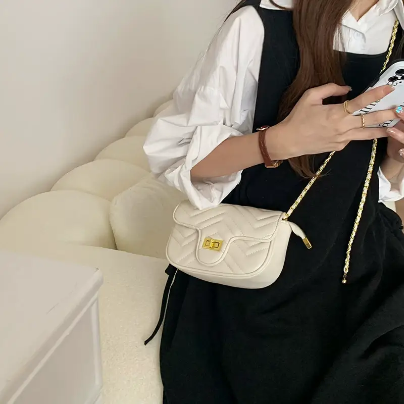Chanel Style Black Quilted Crossbody Bag for Women — feature 14