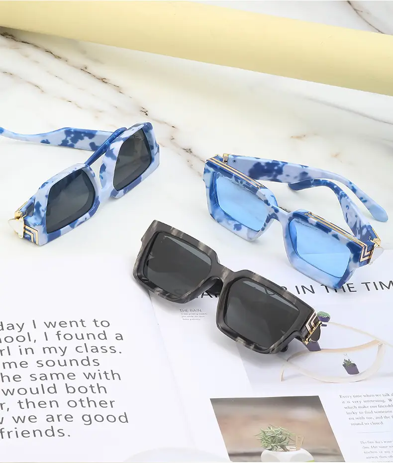 Square Frame Sunglasses for Men Women Black — feature 14