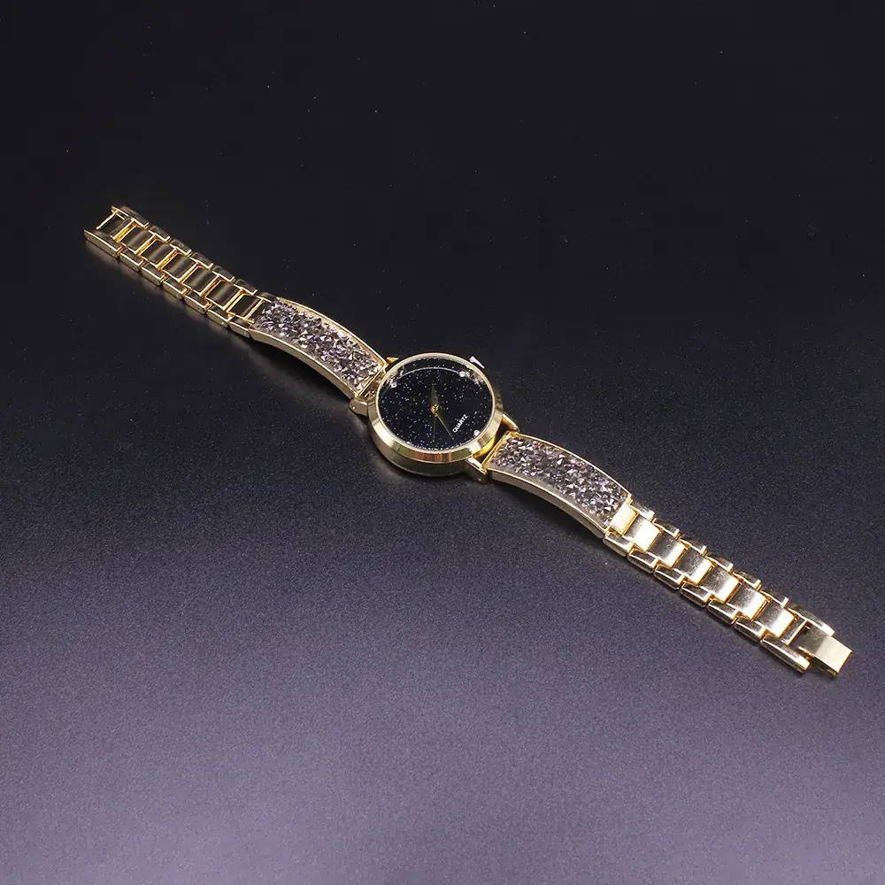 Ladies Quartz Watch with Diamond Band Set