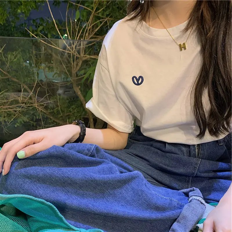 White Heart Embroidered Women's T-Shirt Short Sleeve — feature 30