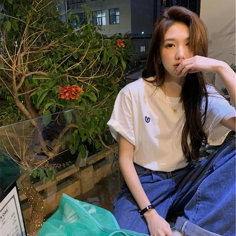 White Heart Embroidered Women's T-Shirt Short Sleeve — feature 33