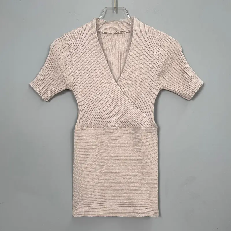 Women Knitted V-Neck T-Shirt Large Beige - Image 4