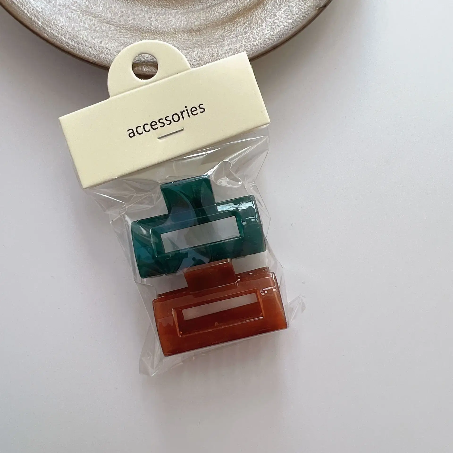 Bath Hair Clips - 4 Pack of Colorful & Durable Grip Clips - Image 15