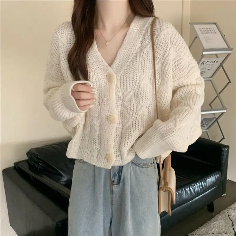 Pink Knit V-Neck Cardigan Jacket for Women 2025 — feature 5