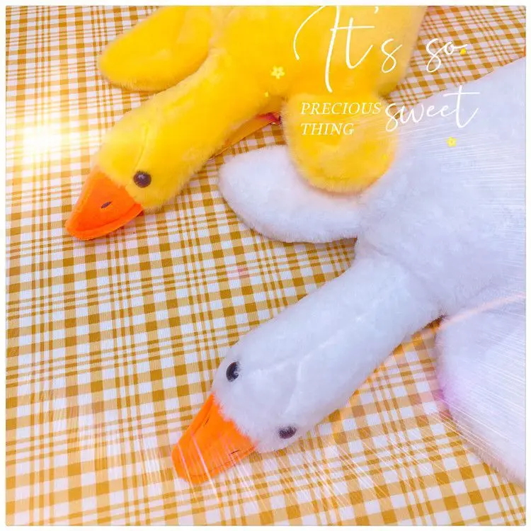 Cute Plush Goose Crossbody Bag Yellow White — feature 2