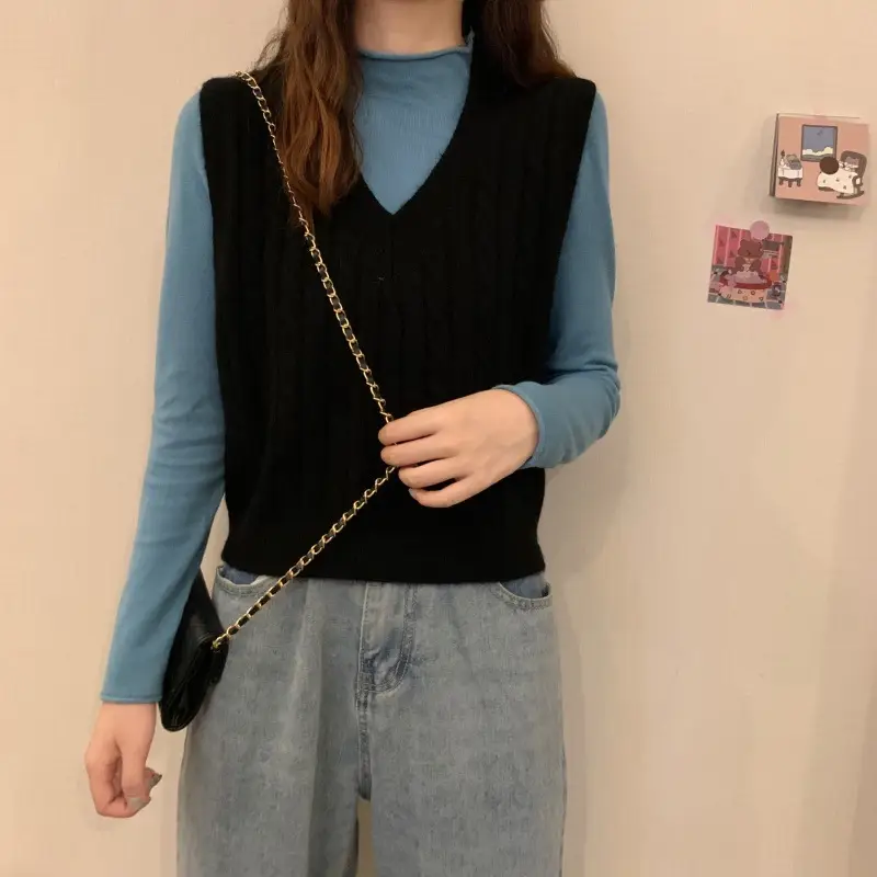 Vintage V-Neck Twist Knit Vest Women Autumn 2025 - Image 7