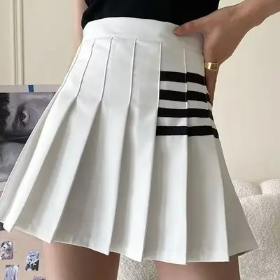 New Style Pocket Pleated Skirt for Students Black White Gray Khaki - Image 2