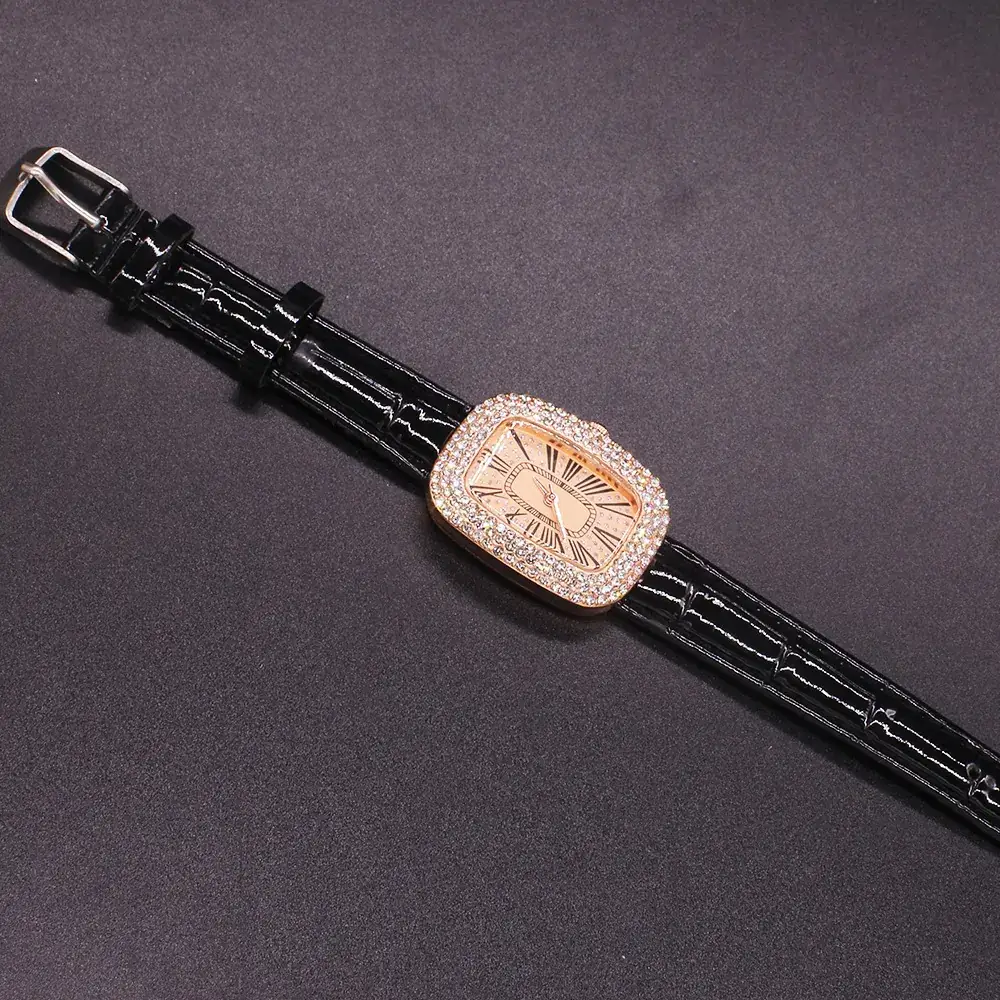 Red Full Diamond Women's Watch Belt with Quartz Movement - Image 3